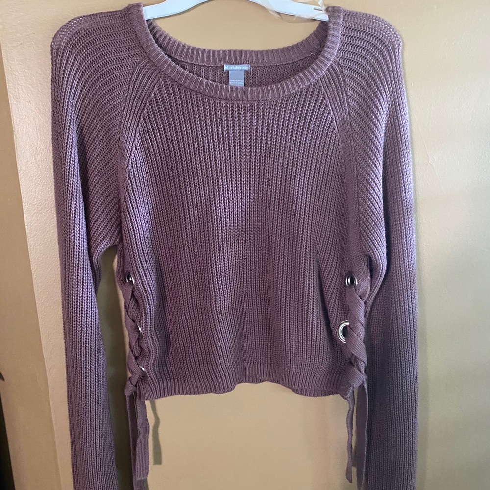 Mauve knitted sweater